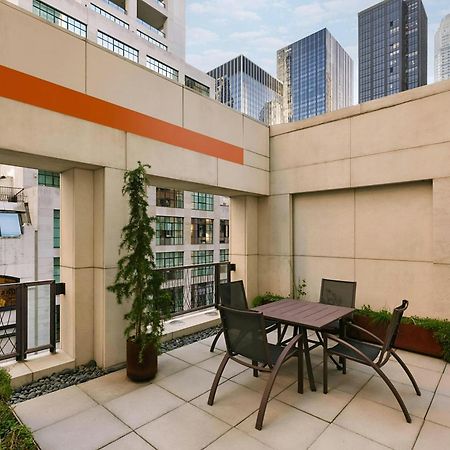Chambers Hotel Central Park South, Sonder By Marriott Bonvoy New York Exterior photo