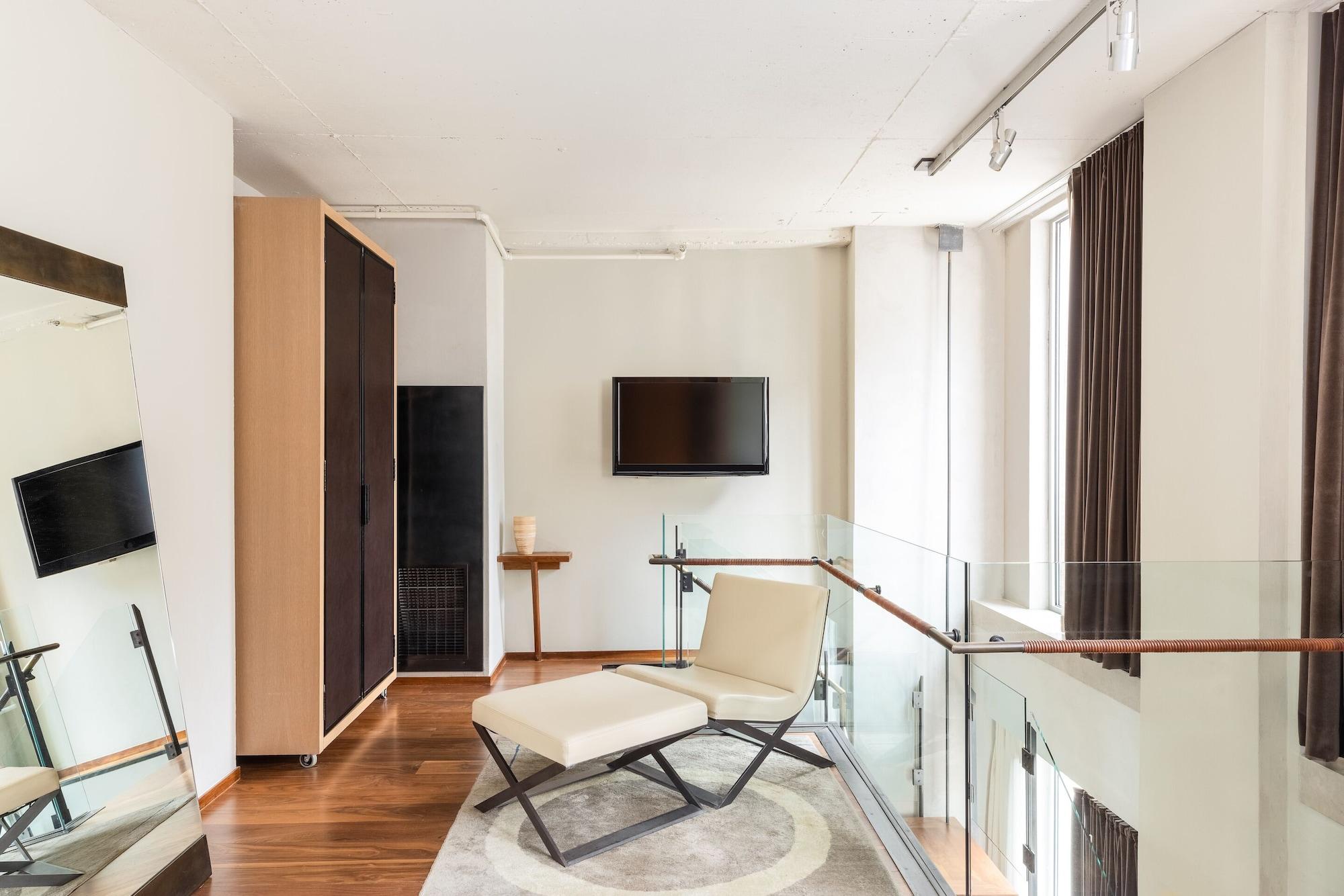 Chambers Hotel Central Park South, Sonder By Marriott Bonvoy New York Exterior photo
