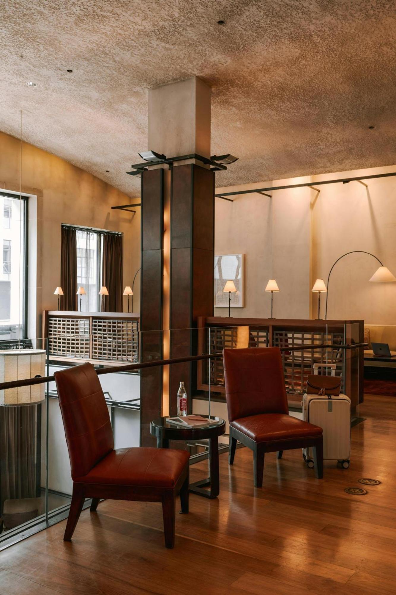 Chambers Hotel Central Park South, Sonder By Marriott Bonvoy New York Exterior photo